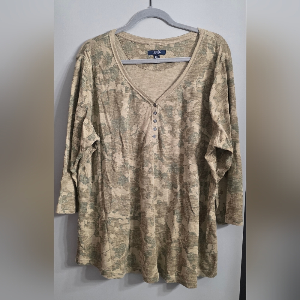 Chaps Women's Beige Camouflage Top